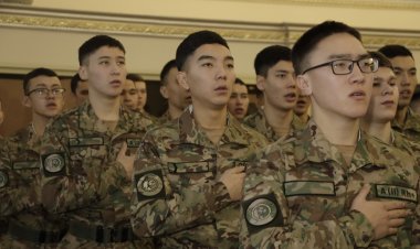 Павлодарда сарбаздарды үйлеріне құрметпен шығарып салды