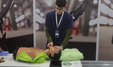 Ақсуда кәсіби біліктілікті тану орталығында қандай дағдылар үйретіледі?