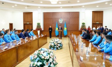 Сурдлимпиада ойындарына қатысқан қазақстандық спортшылар марапатталды