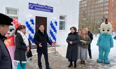 В Павлодаре будущим мамам сделали новогодний подарок