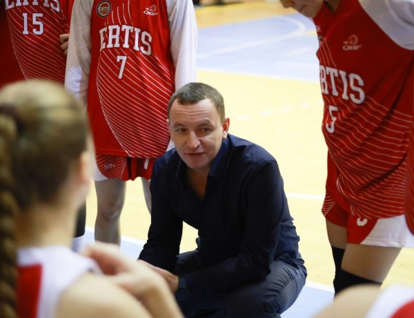 Павлодарские баскетболисты по-разному завершили год