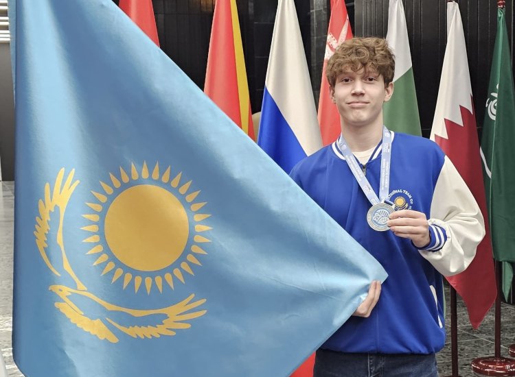 Павлодарлық оқушы Сочидегі олимпиададан күміс медаль жеңіп алды
