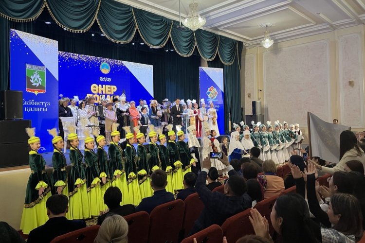 Павлодарда ауыл әртістері миллионер атанды