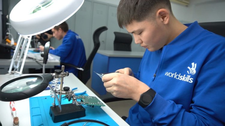 Локомотивтен дронға дейін: Павлодар кәсіби мамандарды дайындауда