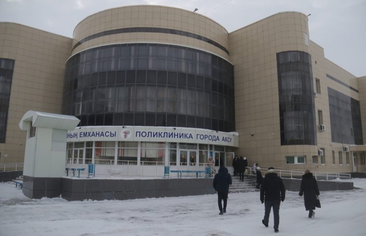 Галерея облегчит пациентам аксуской больницы передвижения между отделениями