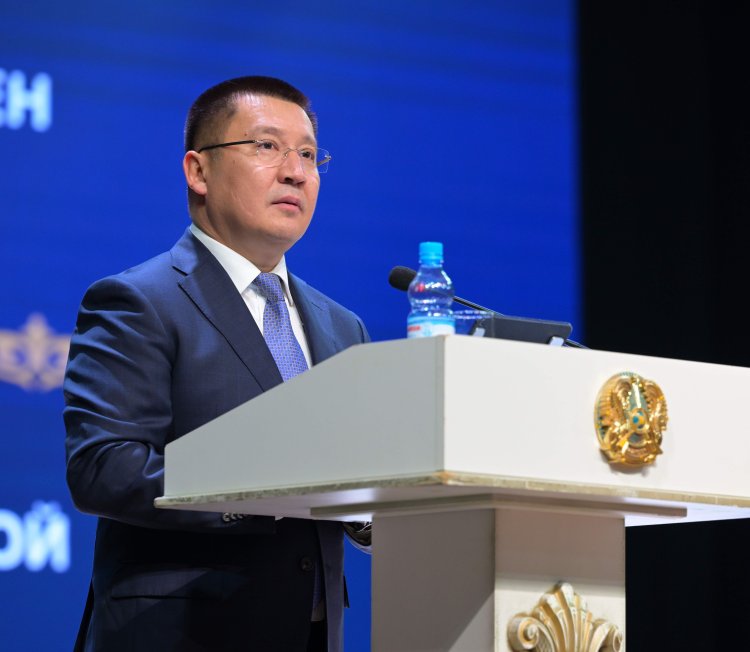 Асайын Байханов екібастұздықтардың сауалдарына жауап береді