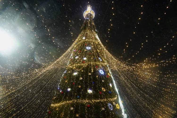 Асайын Байханов павлодарлықтарды Жаңа жылмен құттықтады