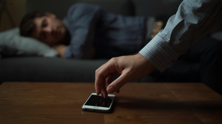 Павлодарда 13 жыл дос болған танысының телефонын ұрлаған ер адам сотталды