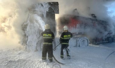 В Павлодарской области загорелся бензовоз