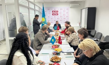 Партийцы обратили внимание на покупательскую способность павлодарцев