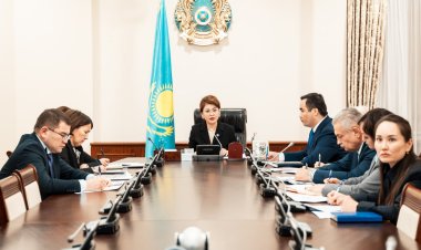 В Правительстве усиливают профилактику рисков среди детей и обновляют региональные комиссии