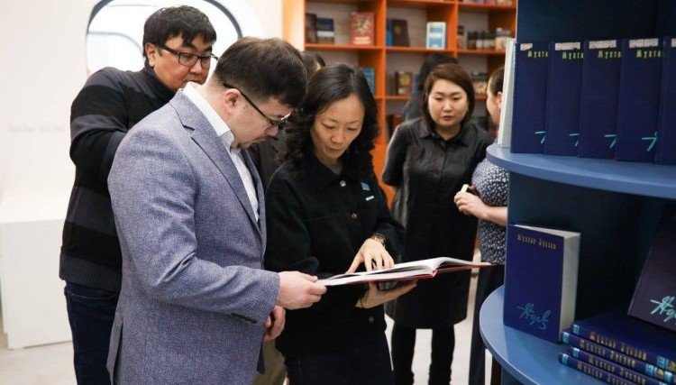 Обновленные библиотеки Павлодара посетили мажилисмены