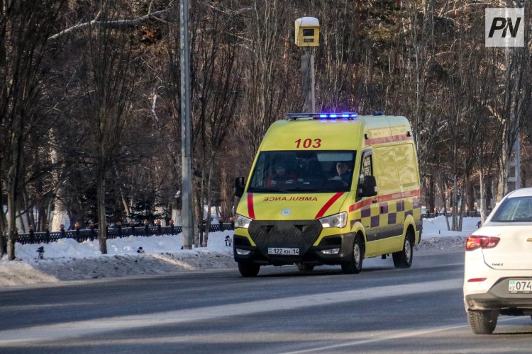 Инфаркт и ДТП: для павлодарских медиков выдалась тяжёлая ночь