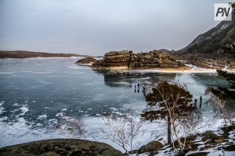 Зимняя жизнь озёр Баянаула