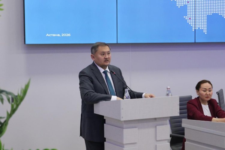 AI-Sana бағдарламасы аясында 100 мың студент ЖИ алгоритмдерін меңгереді