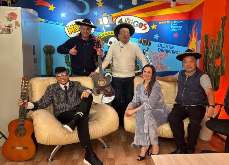 В холдинге «Ertis Media» записали первый выпуск нового подкаста «Hola Amigos»