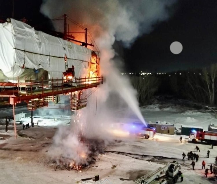 Павлодарда салынып жатқан көпір аумағында өрт шықты