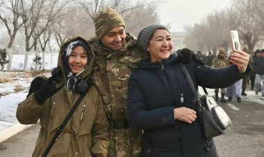 Армия глазами матерей: в воинских частях Казахстана прошёл День открытых дверей