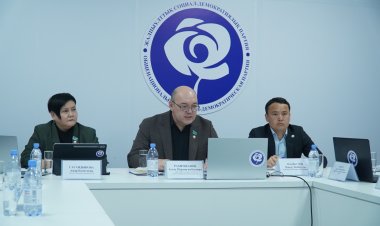 ЖСДП мүшелері жаңа Конституцияның жобасына қатысты өзінің пікірімен бөлісті