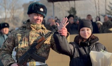 Павлодарлық жауынгер әскери ант қабылдау рәсімінде сүйіктісіне сөз салды