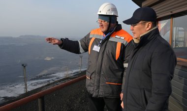 Асайын Байханов Екібастұзда ауаның ластануына қатысты шағымдарды тексерді