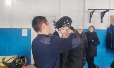 Павлодарским школьникам показали будни спасателей