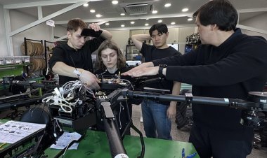 Павлодарлық студенттер Оңтүстік Кореяда ұшақ типтес дрондармен жұмыс істеуді меңгеруде