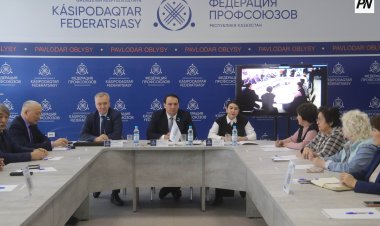 Новая Конституция и защита трудовых прав стали главной темой встречи в Павлодаре