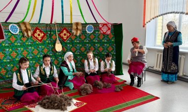 Павлодарлық қыздардың ұршық иірудегі ептілігі сынға түспек