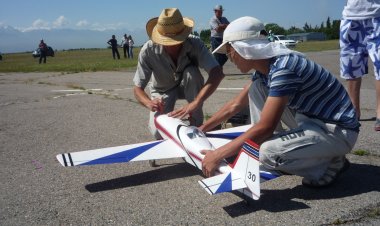 Первым делом – самолёты: как павлодарские школьники учатся моделировать с душой