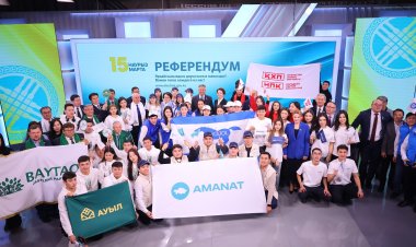 Политические партии выразили свою поддержку народной Конституции