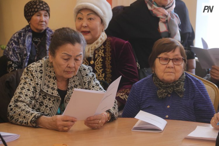 Павлодарские ветераны приняли участие в разъяснении конституционных реформ