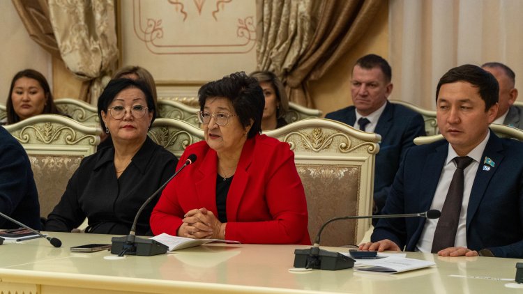 Демократия степей: павлодарский педагог о преамбуле Конституции