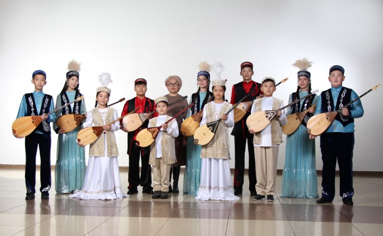 Павлодарлық жас домбырашылар республикалық байқауда топ жарды