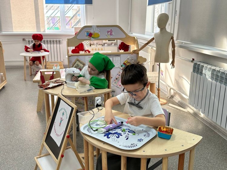 Как в Павлодаре малыши учатся создавать и исследовать