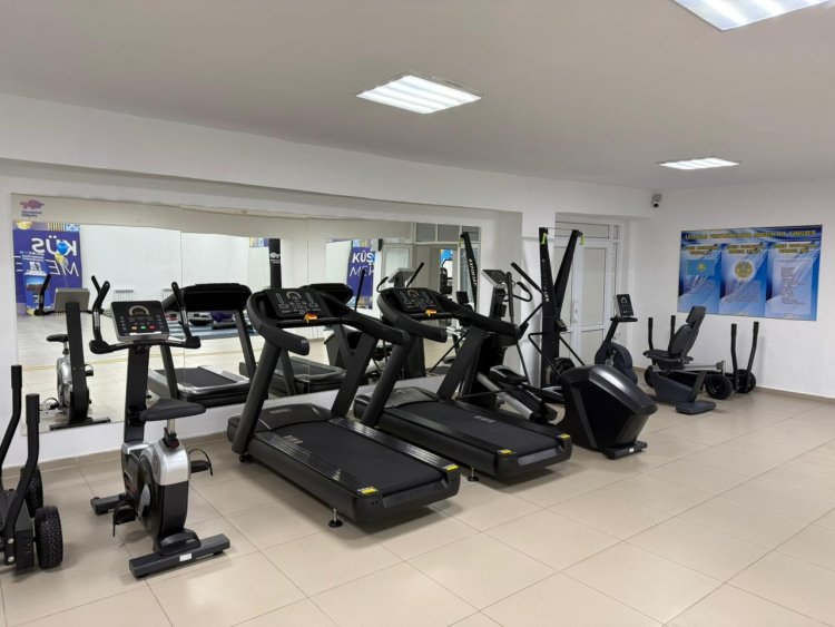 Май ауданының тұрғындары Илья Ильинге көкпаршы формасын сыйлады