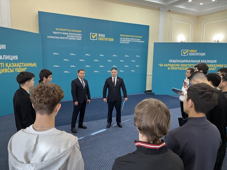 Павлодарлық спортшылар сенаторлармен кездесті