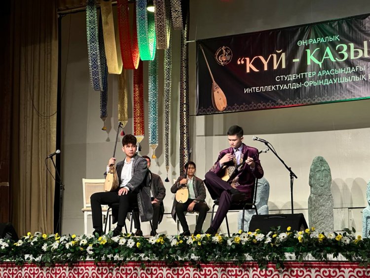 Не только сыграть, но и рассказать историю кюя: в Павлодаре стартовал музыкальный конкурс