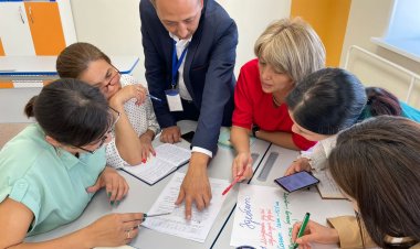 Учителя павлодарской школы будущего пишут учебники для казахстанских детей