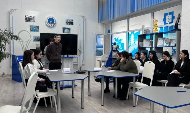 Павлодар облысының оқушылары үш тілде еркін пікір алмасты