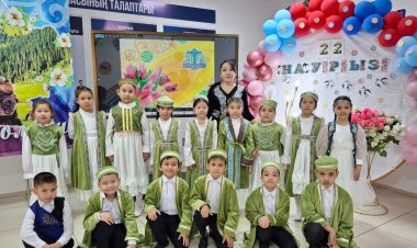 Ұлттық киім күні: Павлодарда 50 мыңнан астам оқушы дәстүрді дәріптеді