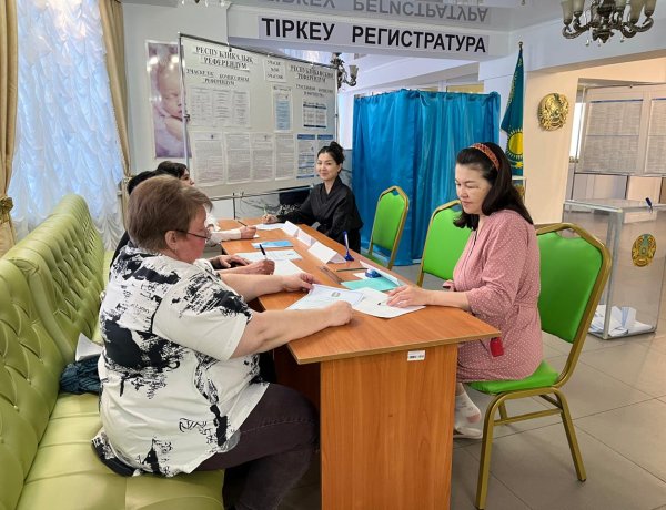 Павлодарские мамы приняли участие в голосовании