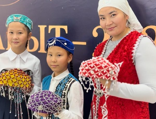«Ұлттық Style»: в павлодарских школах показали красоту национальной одежды