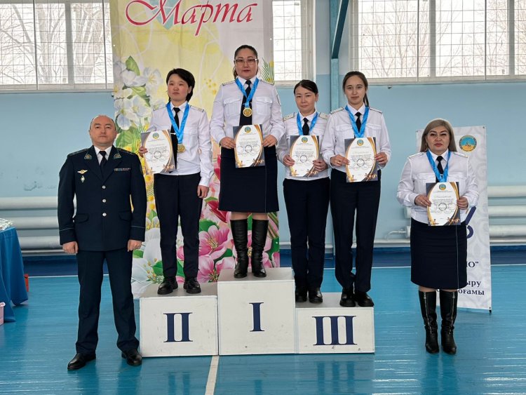 В Павлодаре леди в погонах сразились в двух видах спорта