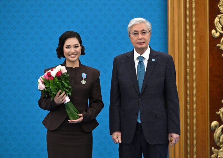 Мемлекет басшысы әйелдер қауымын 8 наурыз мерекесімен құттықтады