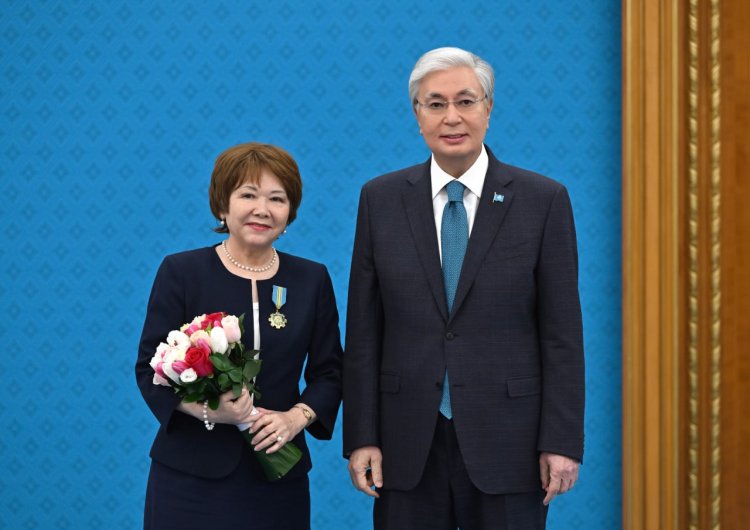 Президент Касым-Жомарт Токаев поздравил казахстанок с прекрасным праздником