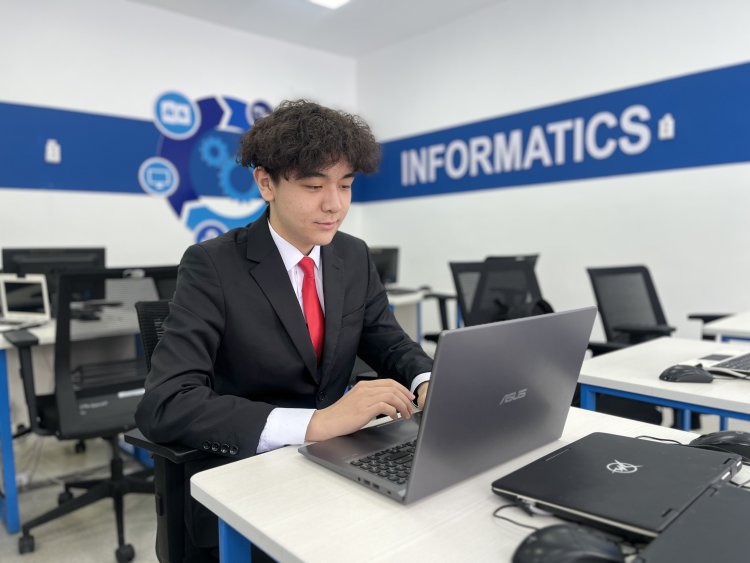 Raava: павлодарлық жастар AI-тьютор жасады