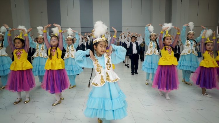 Павлодар облысының 20 мың оқушысы «Қара жорға» биінде бірлік көрсетті