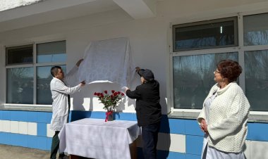 Павлодарцы увековечили память доктора, спасшего жизни тысяч детей