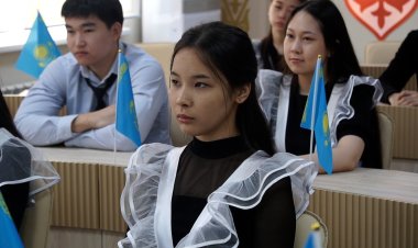 Павлодар облысы мектептерінде бірыңғай сынып сағаты өтті